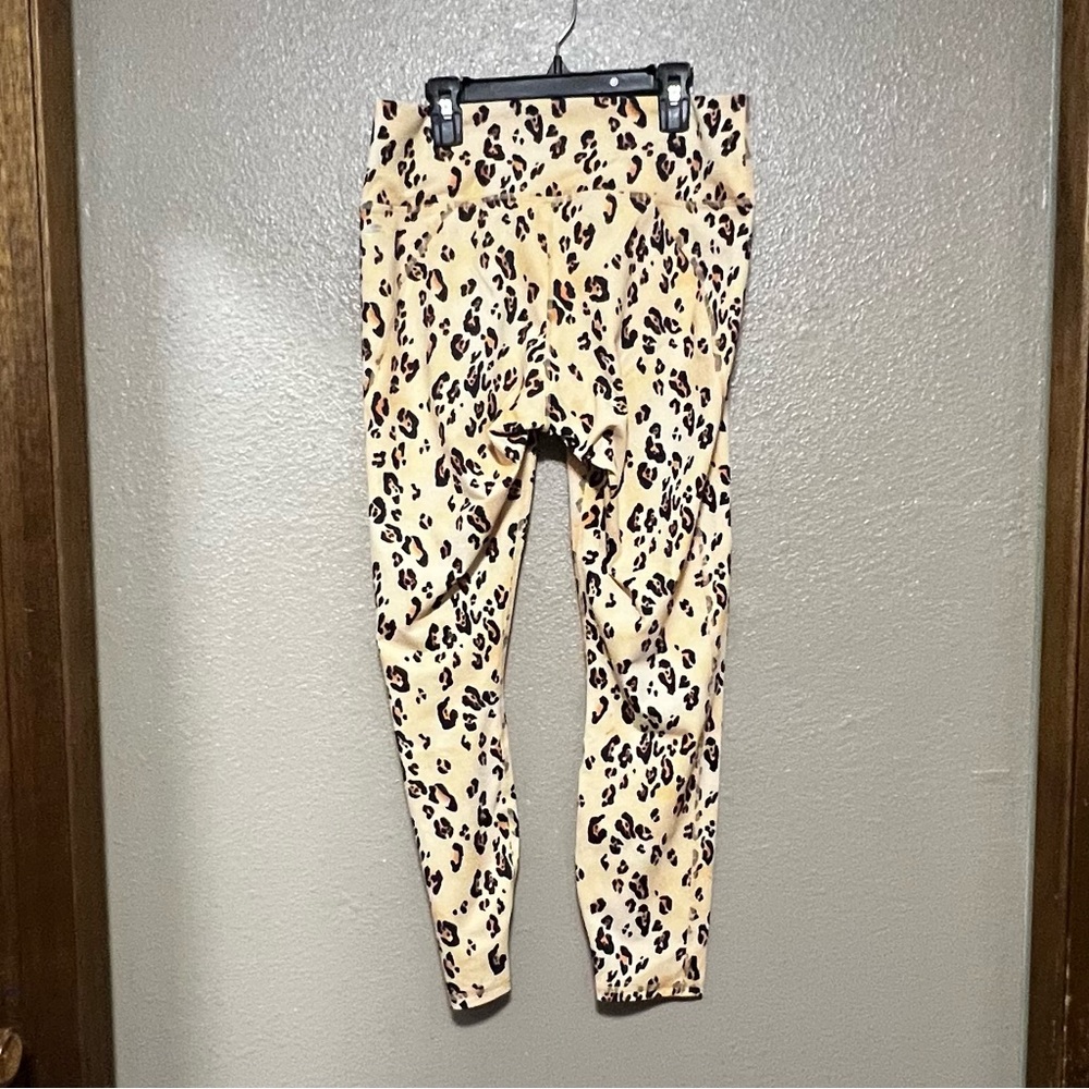 Fabletics Define PowerHold Super High-Waisted 7/8 Legging Yoga Pilates Workout - Picture 6 of 8